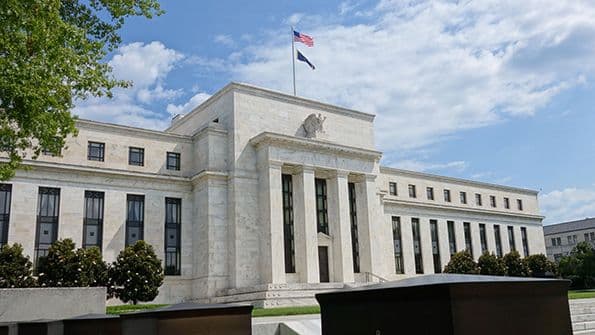 Hệ thống Dự trữ Liên bang là ngân hàng trung ương tại Hoa Kỳ