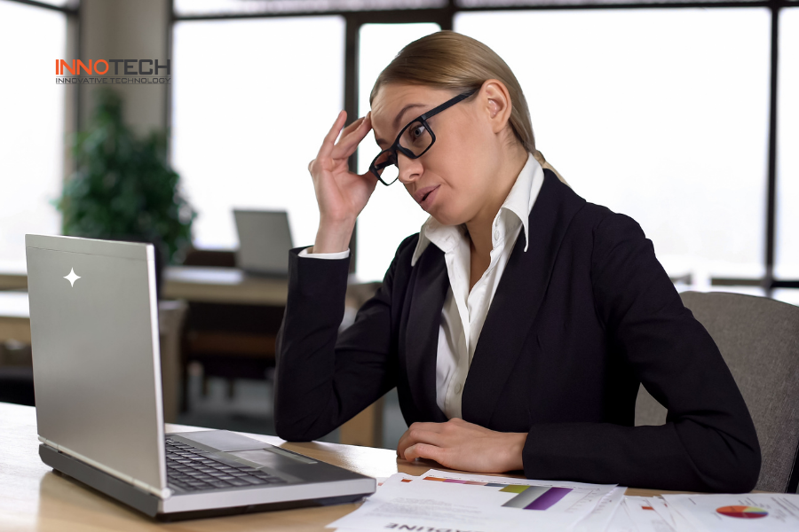 Doanh nghiệp tìm đến các dịch vụ tư vấn IT outsourcing khi thiếu kinh nghiệm hoặc kiến thức về lĩnh vực này.  