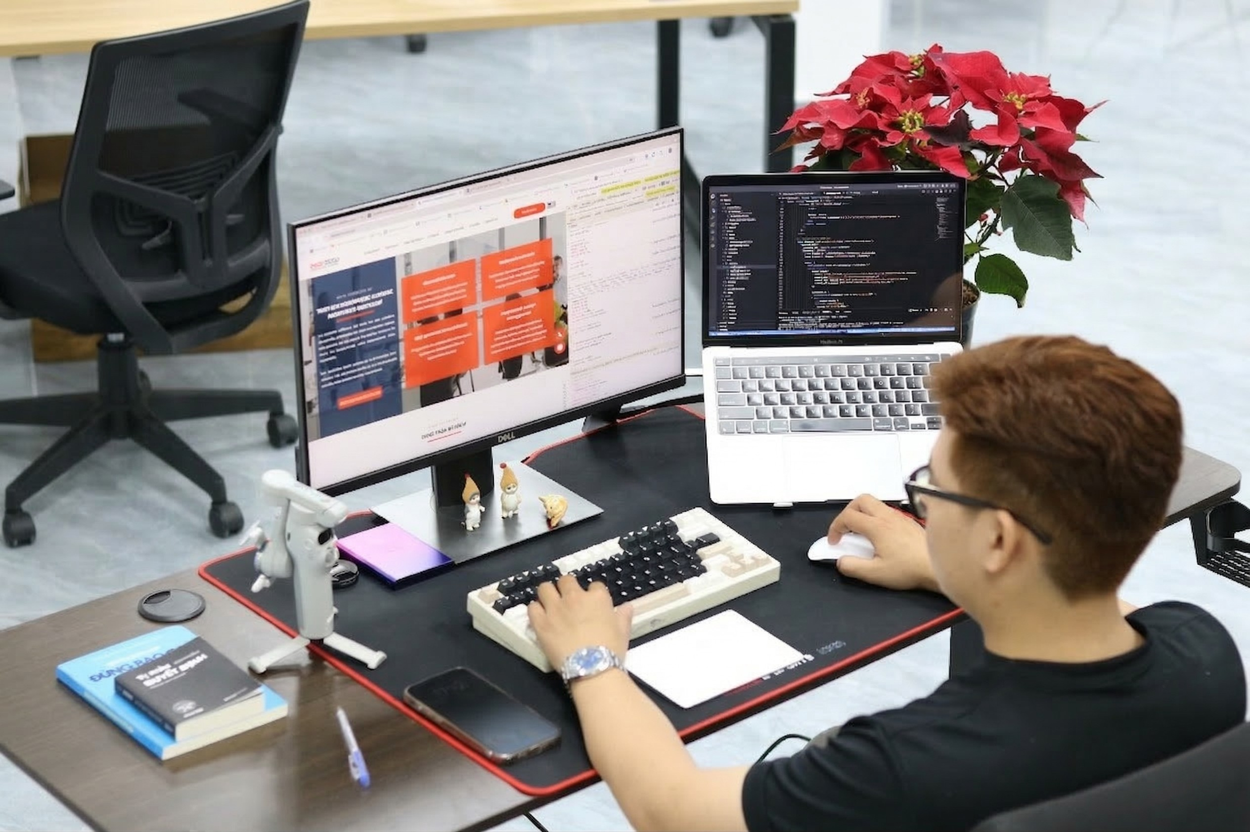 img_exploring_about_us